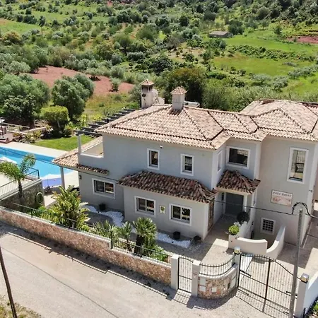 Villa Casa Basha Alte